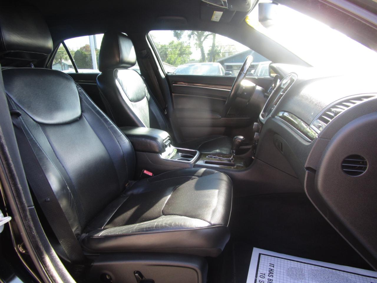 Chrysler 300 C RWD 2013