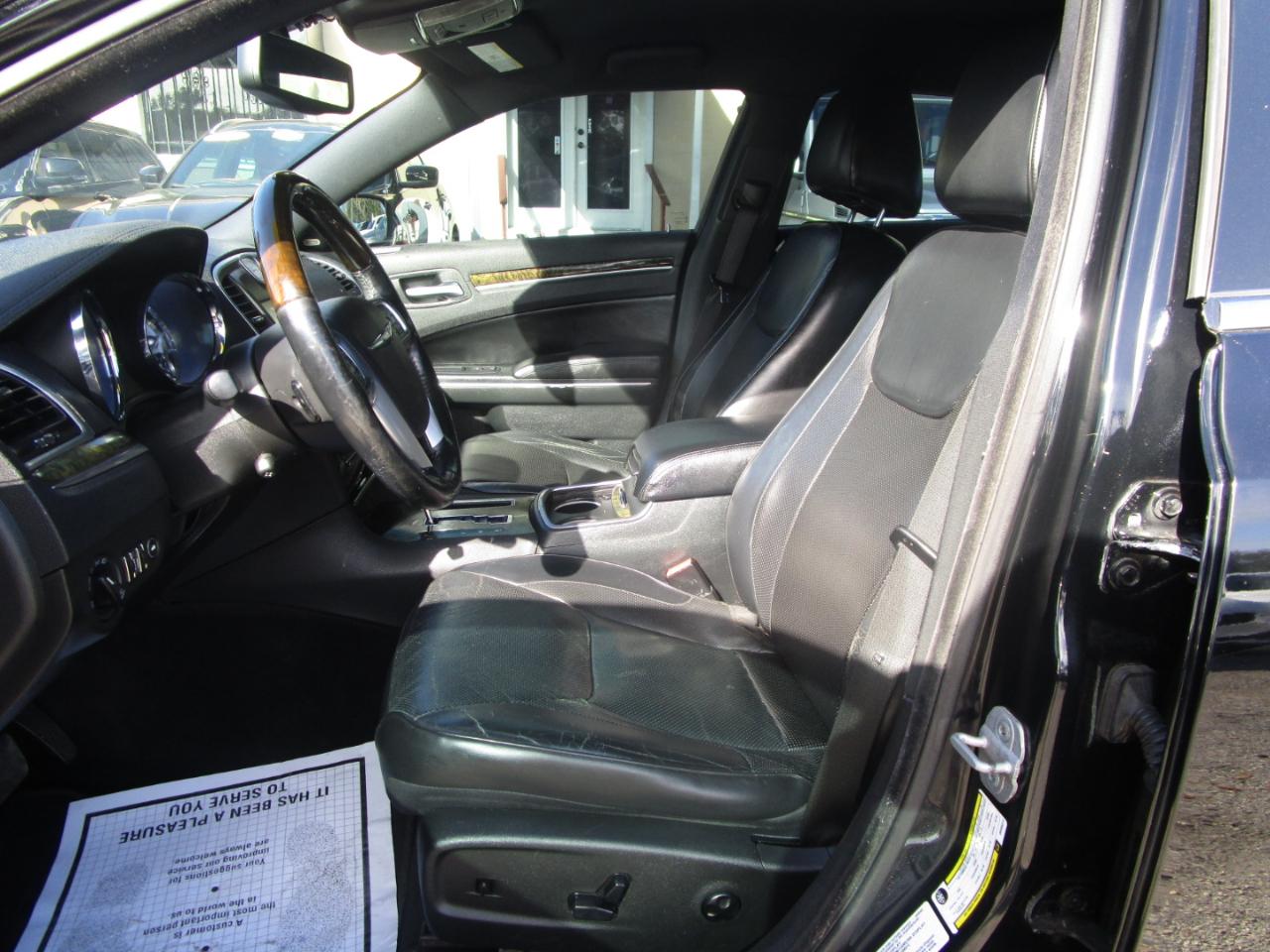 Chrysler 300 C RWD 2013