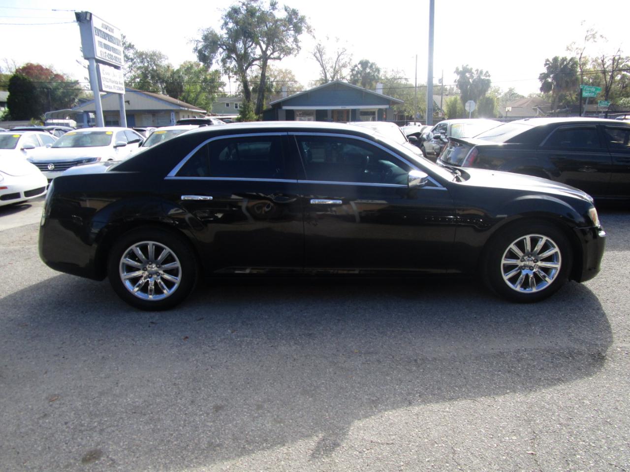 Chrysler 300 C RWD 2013