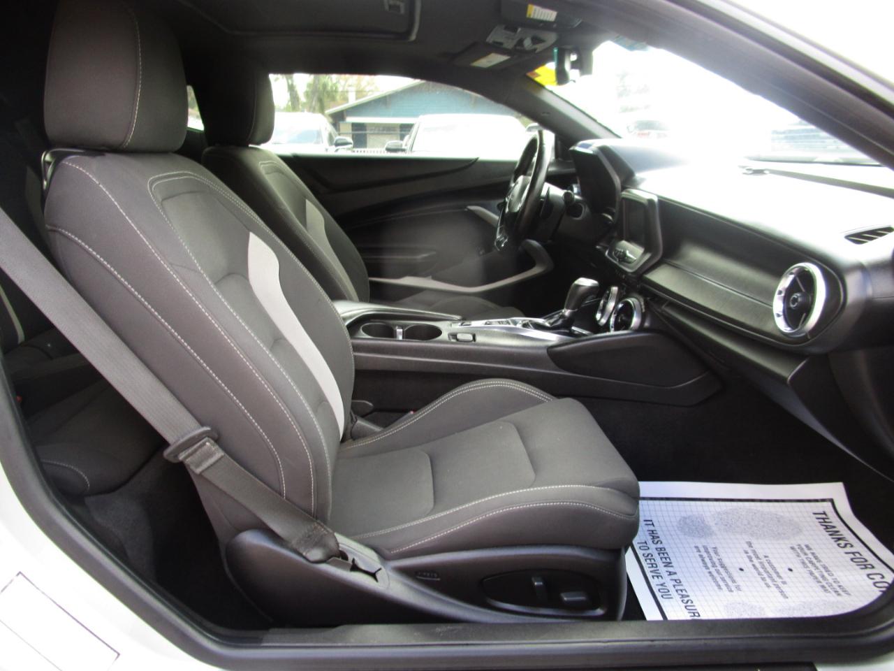 Chevrolet Camaro 1LT Coupe 8A 2018