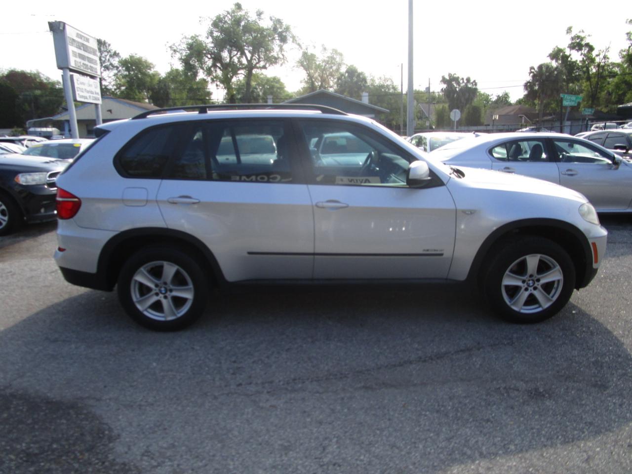 BMW X5 xDrive35i 2013