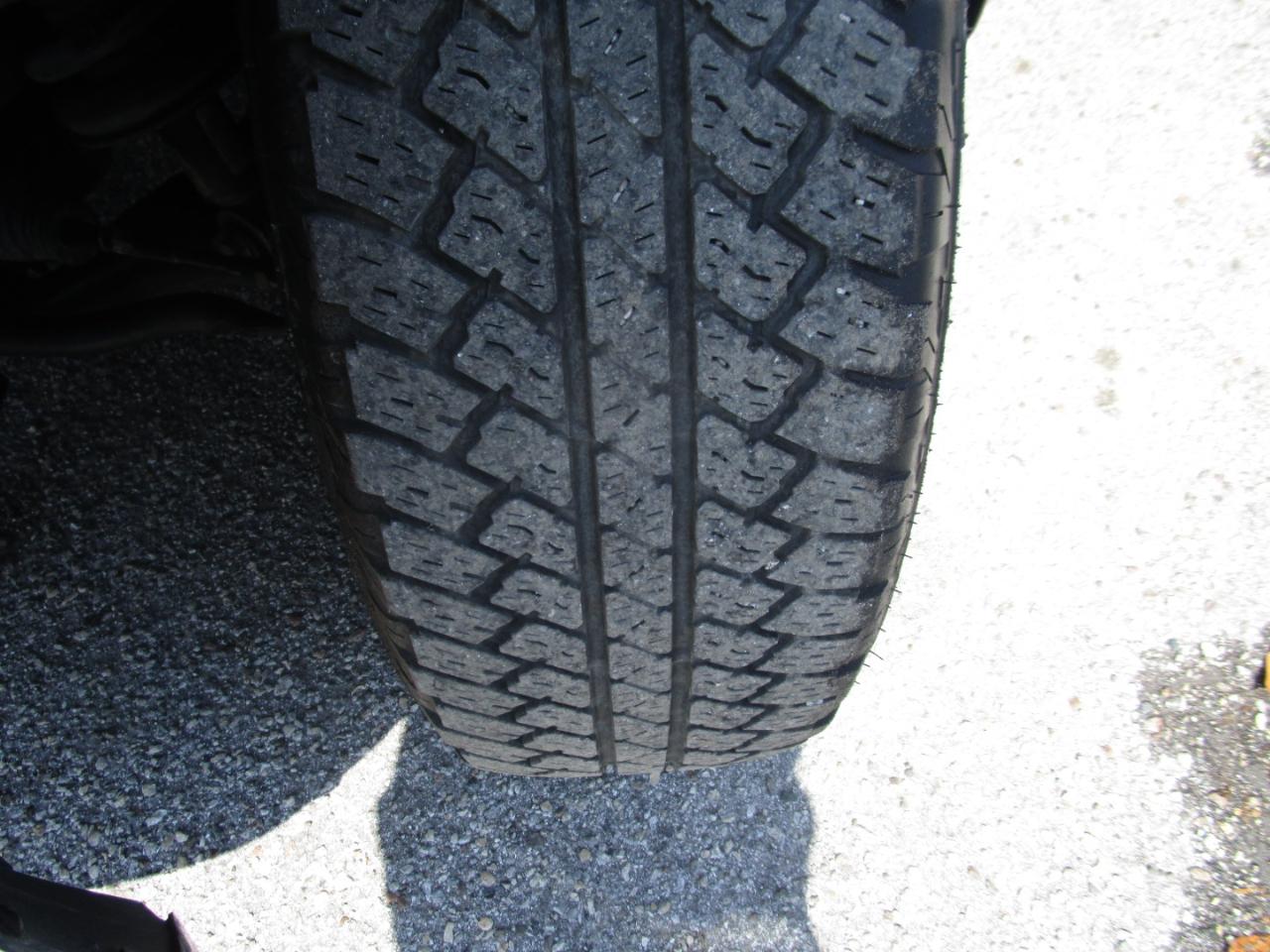 Nissan Titan SV Crew Cab 2WD 2017