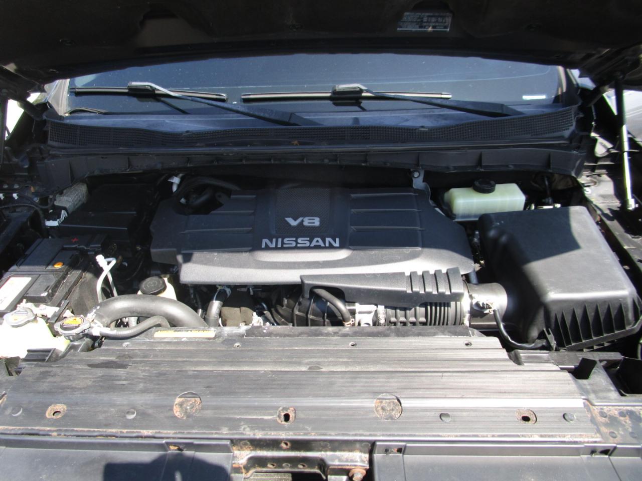 Nissan Titan SV Crew Cab 2WD 2017