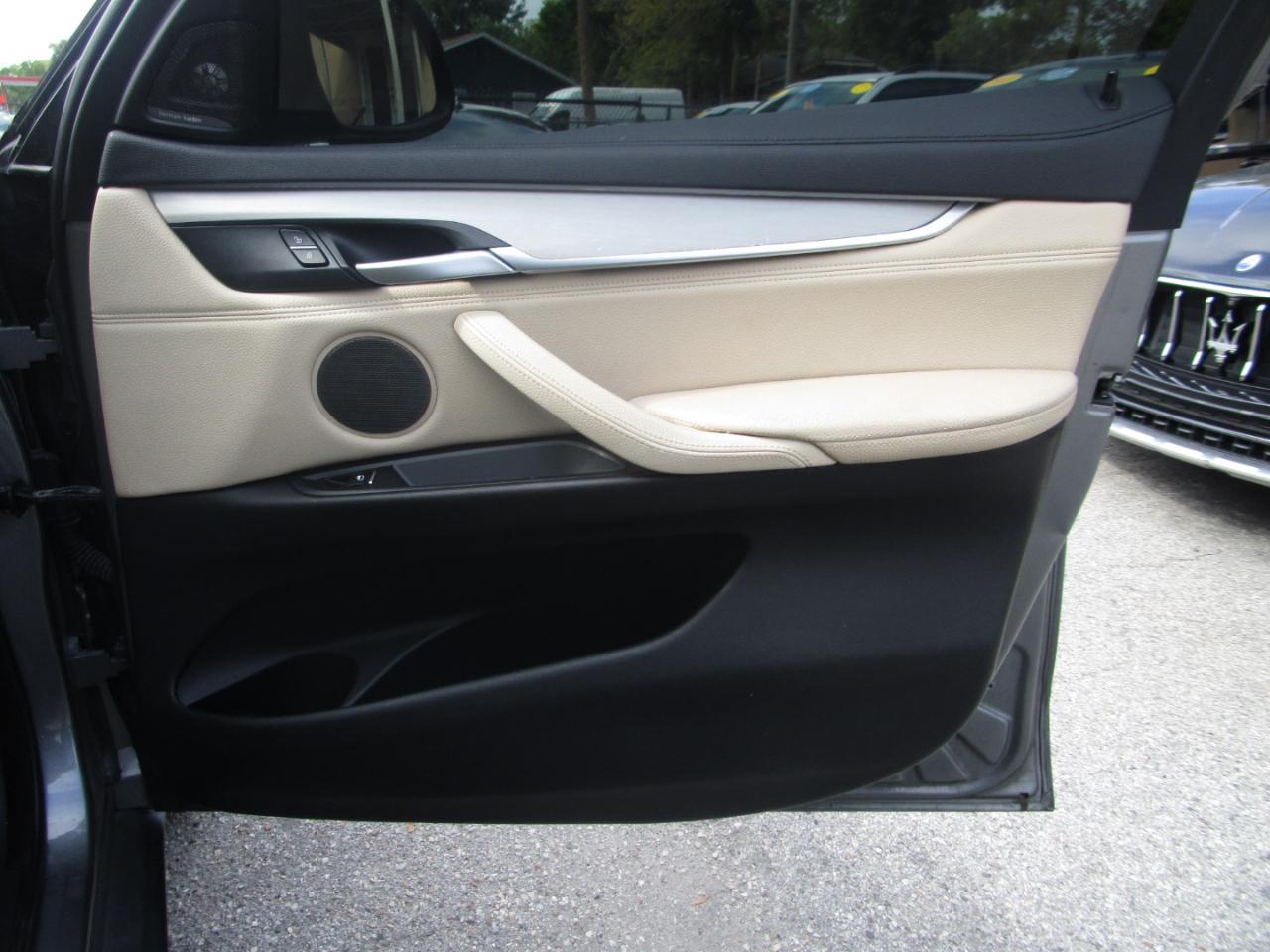 BMW X6 xDrive35i 2016