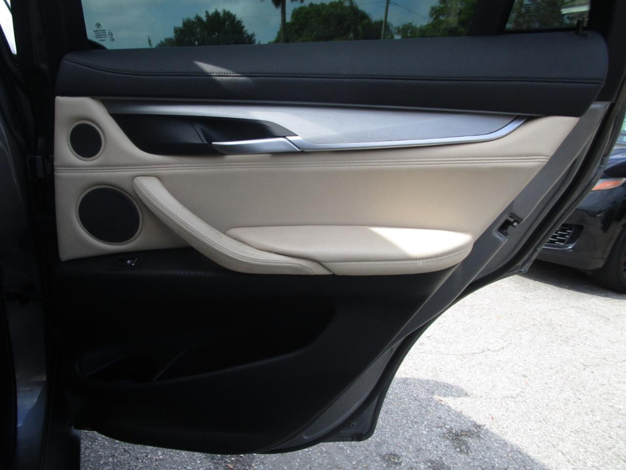 BMW X6 xDrive35i 2016