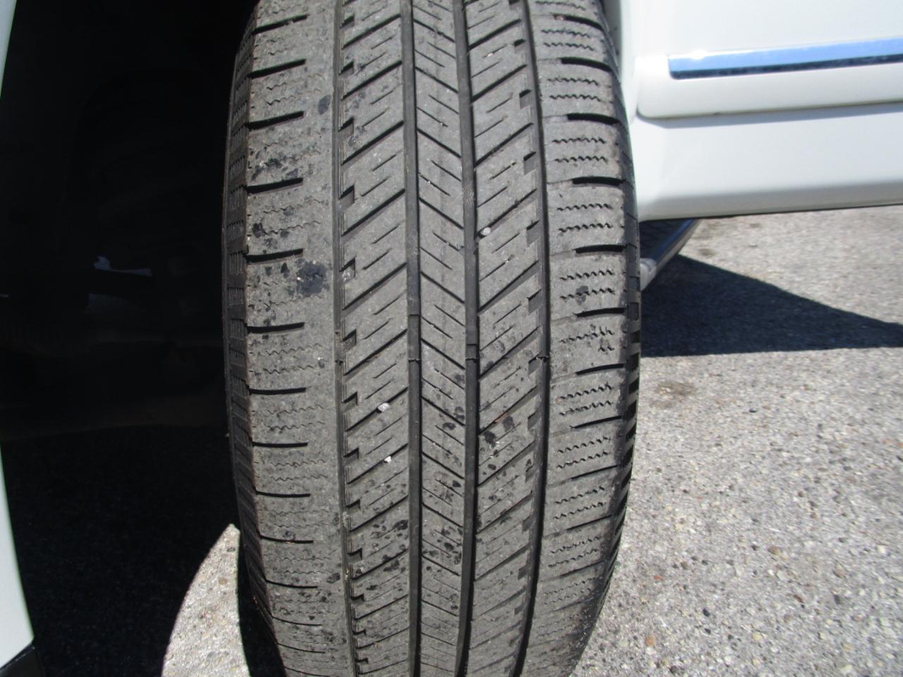 Nissan Armada Platinum 2WD 2013