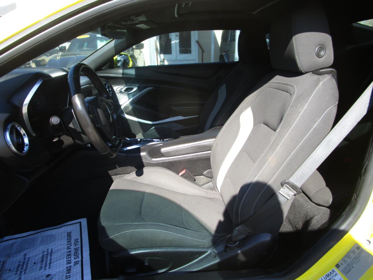 Chevrolet Camaro 1LT Coupe 8A 2018