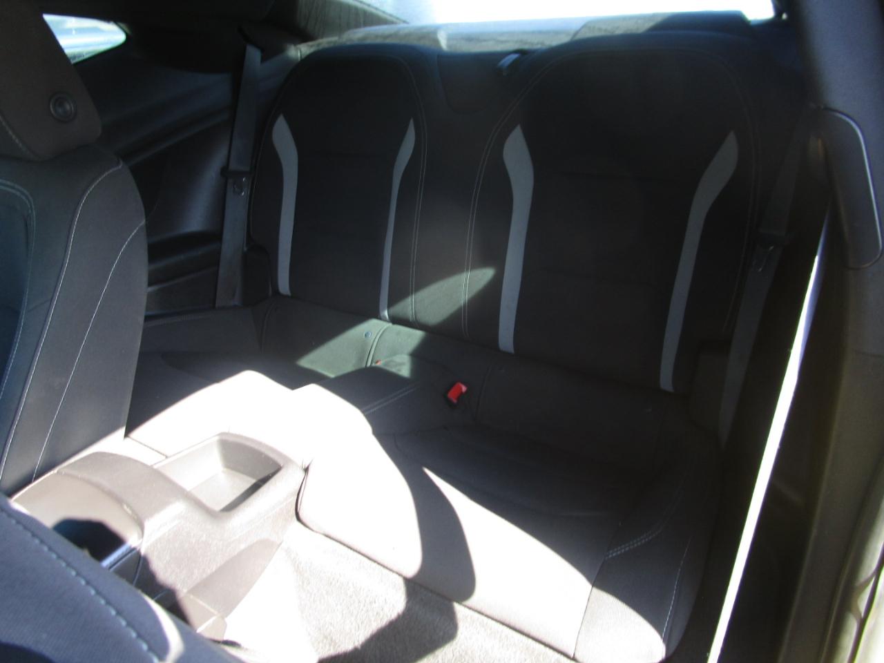 Chevrolet Camaro 1LT Coupe 8A 2018