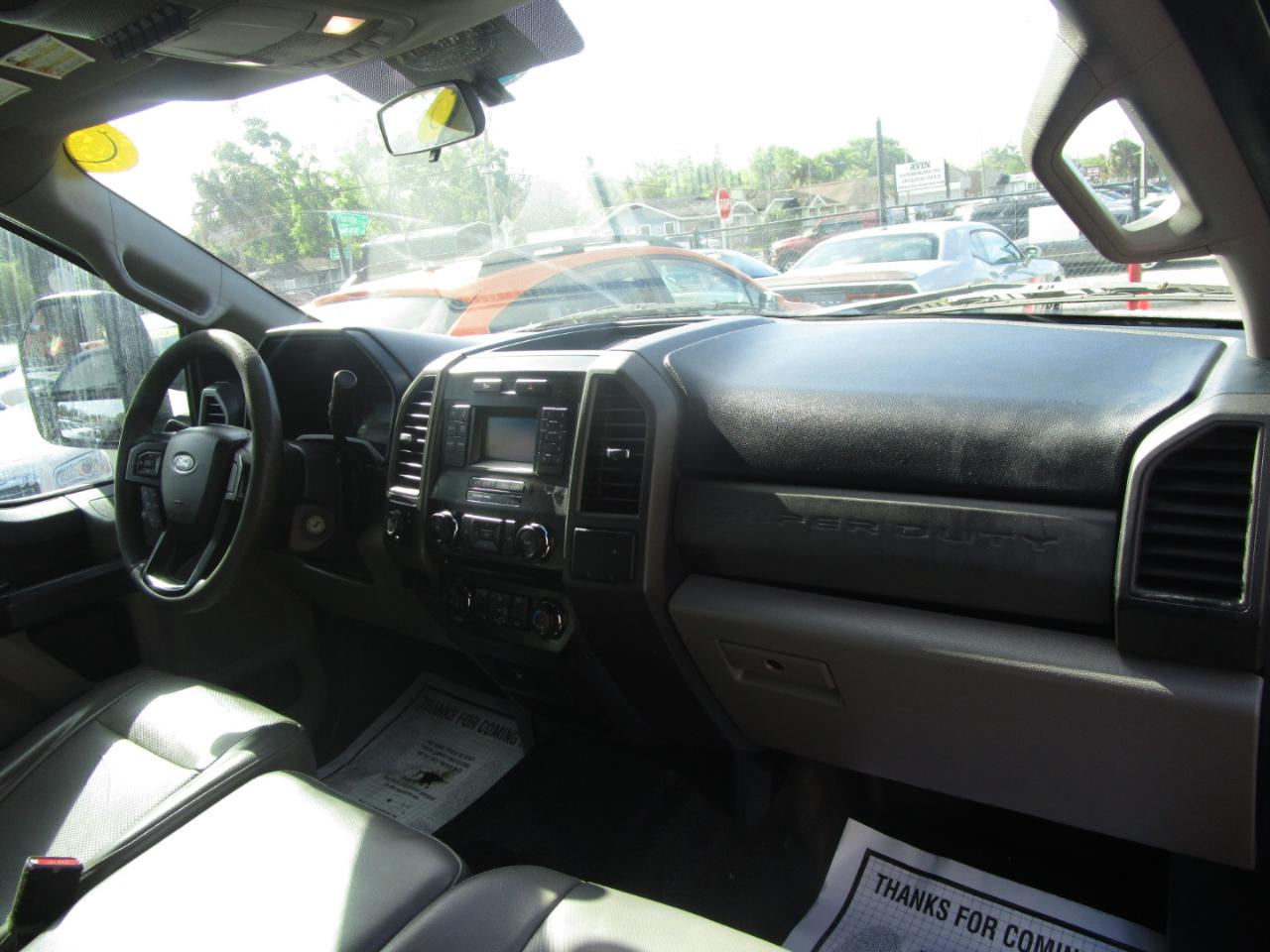 Ford F-250 SD King Ranch Crew Cab 2WD 2017