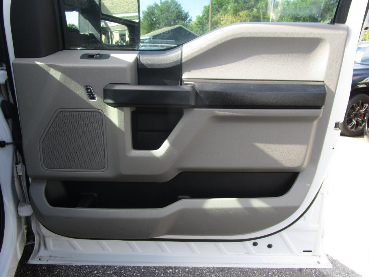 Ford F-250 SD King Ranch Crew Cab 2WD 2017