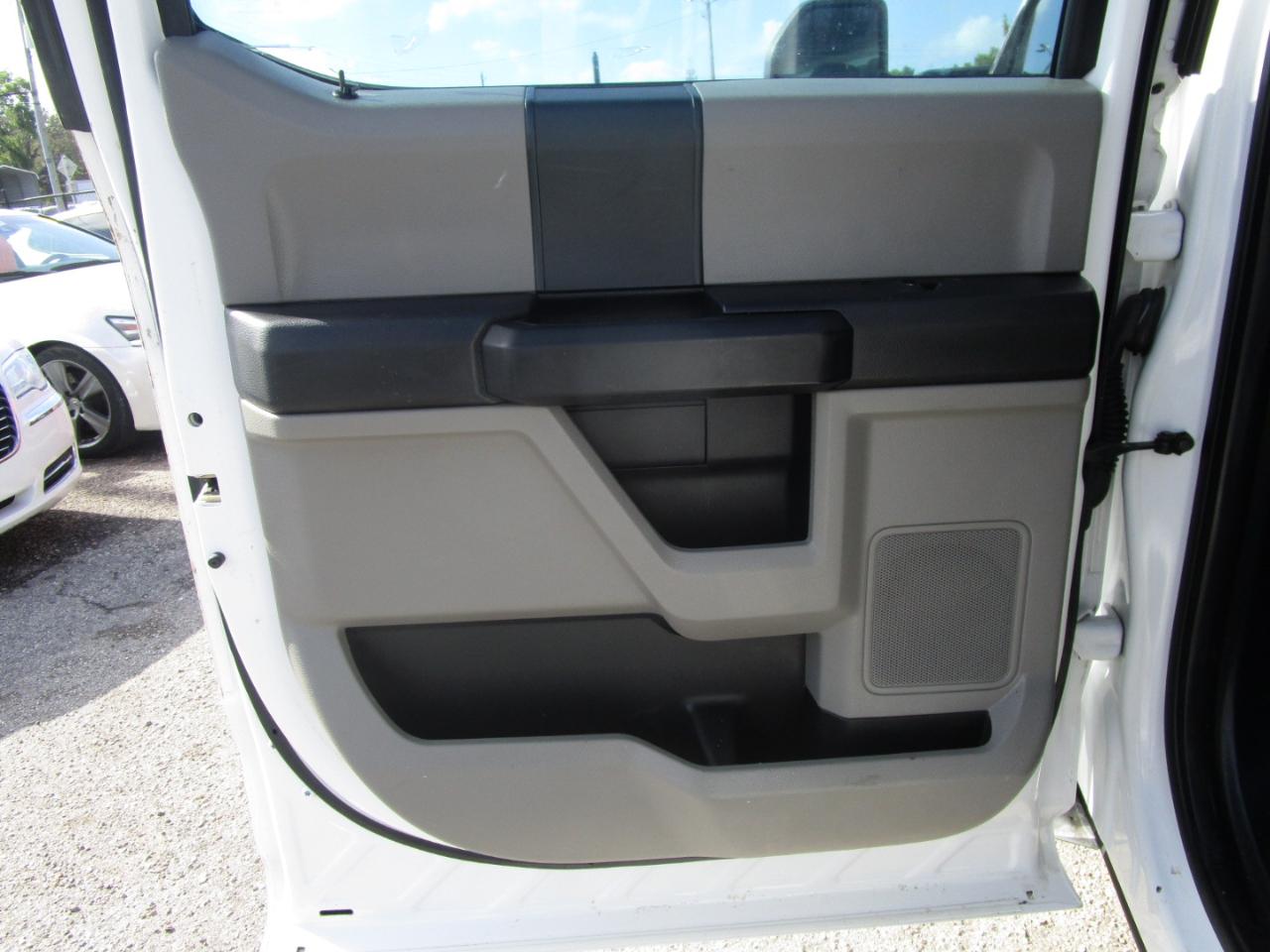 Ford F-250 SD King Ranch Crew Cab 2WD 2017