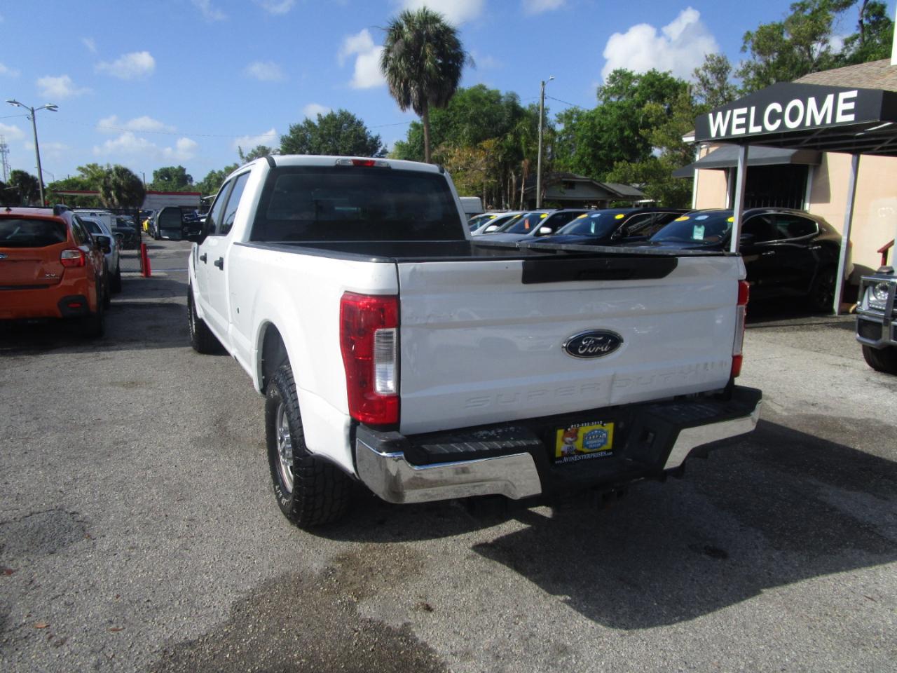 Ford F-250 SD King Ranch Crew Cab 2WD 2017