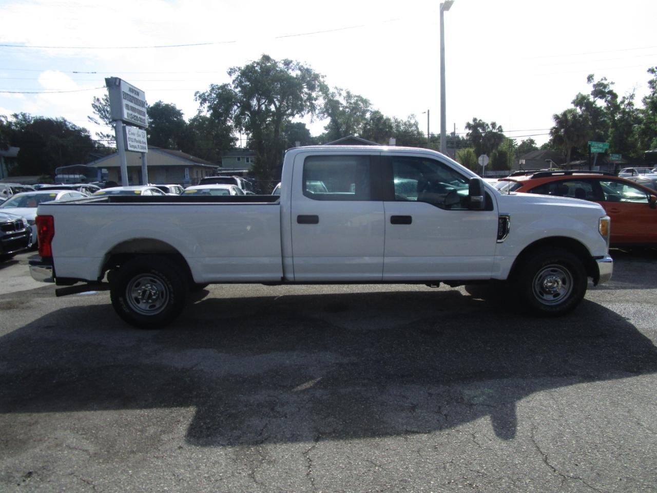 Ford F-250 SD King Ranch Crew Cab 2WD 2017
