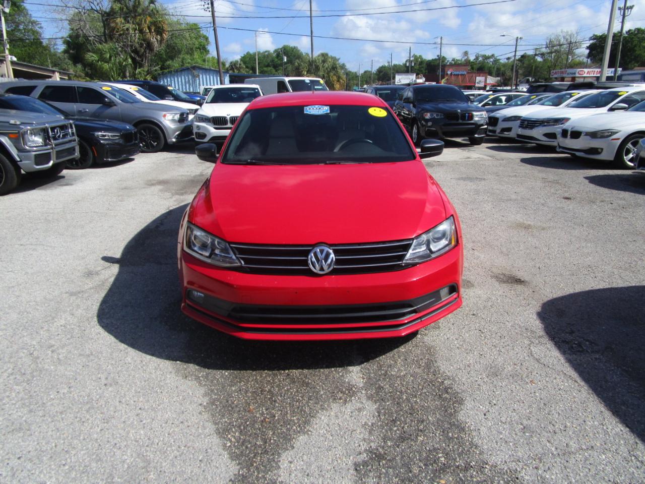 Volkswagen Jetta SE 6A 2016