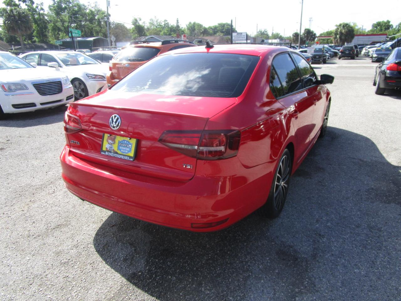 Volkswagen Jetta SE 6A 2016