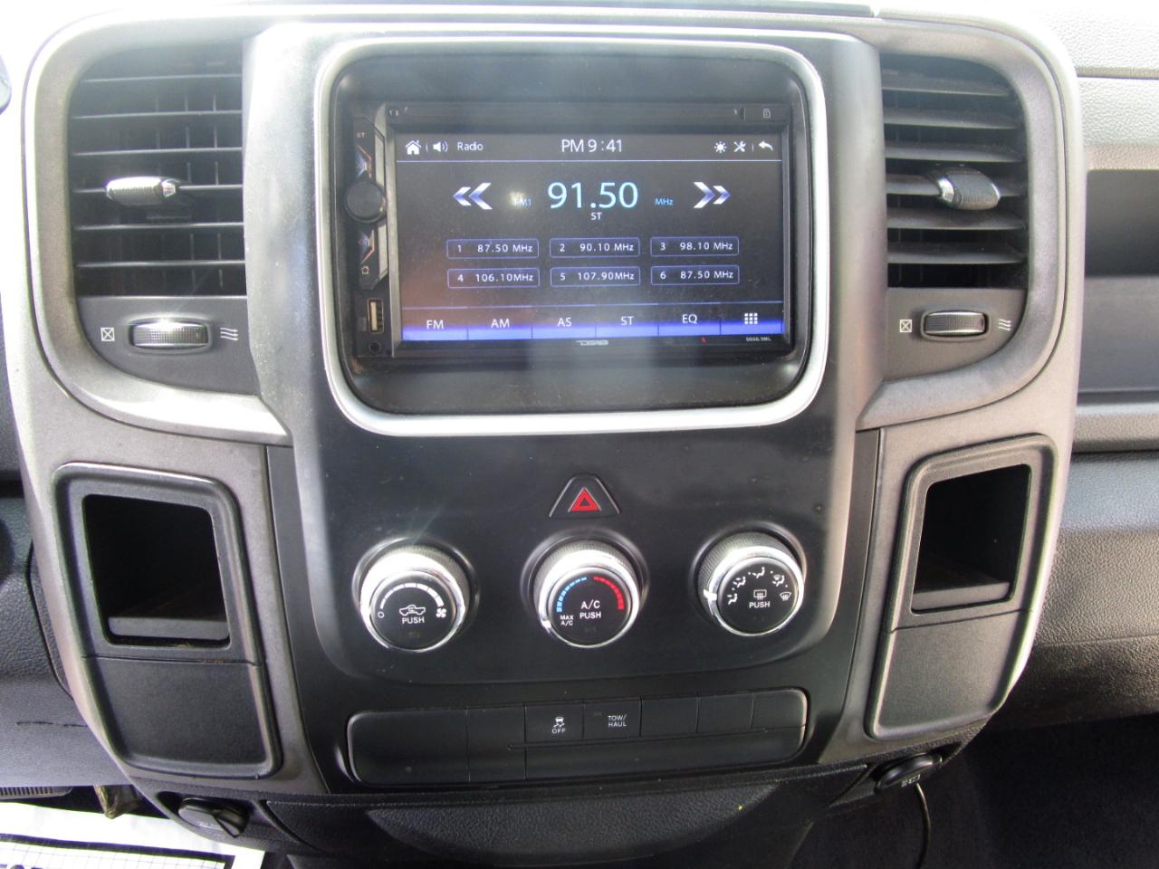 RAM 1500 Tradesman Quad Cab 2WD 2014