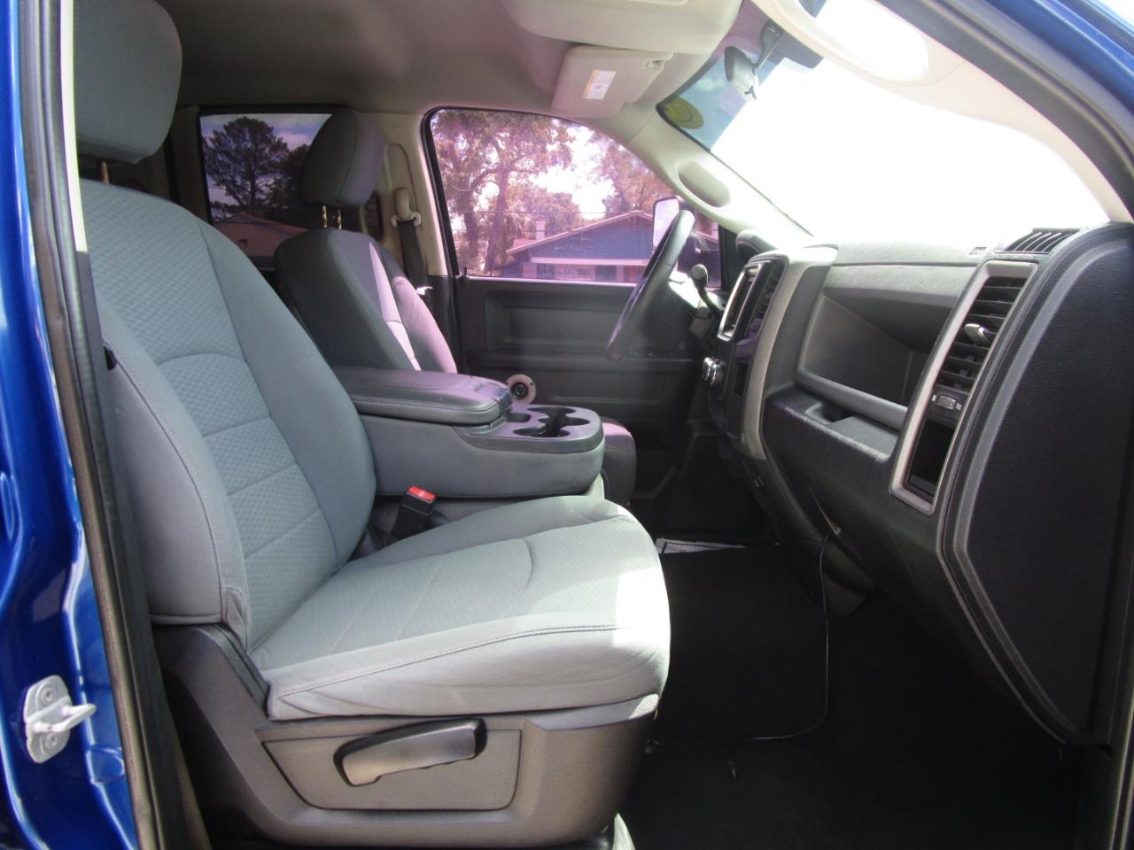 RAM 1500 Tradesman Quad Cab 2WD 2014