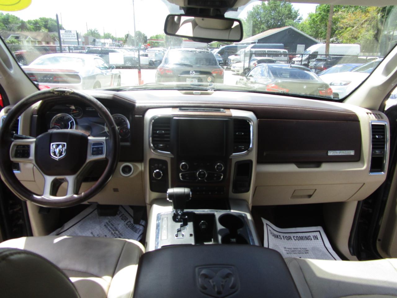 RAM 1500 Laramie Crew Cab SWB 4WD 2013