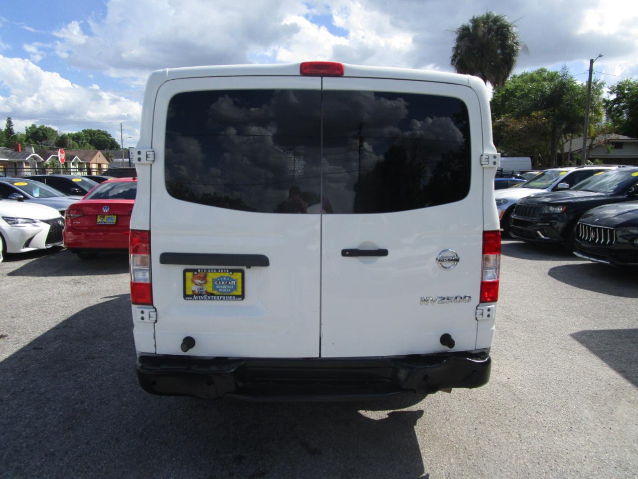 Nissan NV Cargo 2500 HD S V6 2019