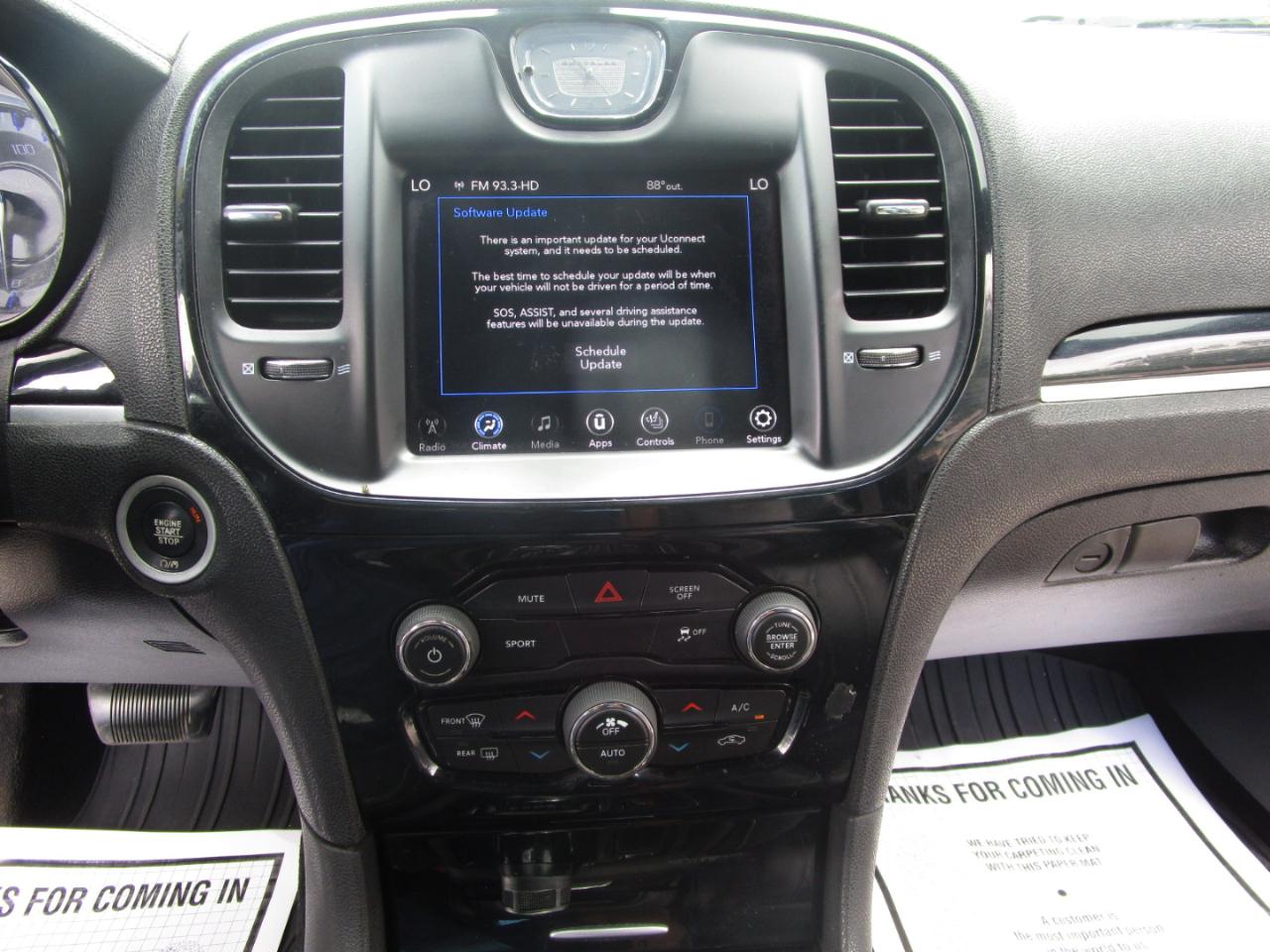 Chrysler 300 S V6 RWD 2019