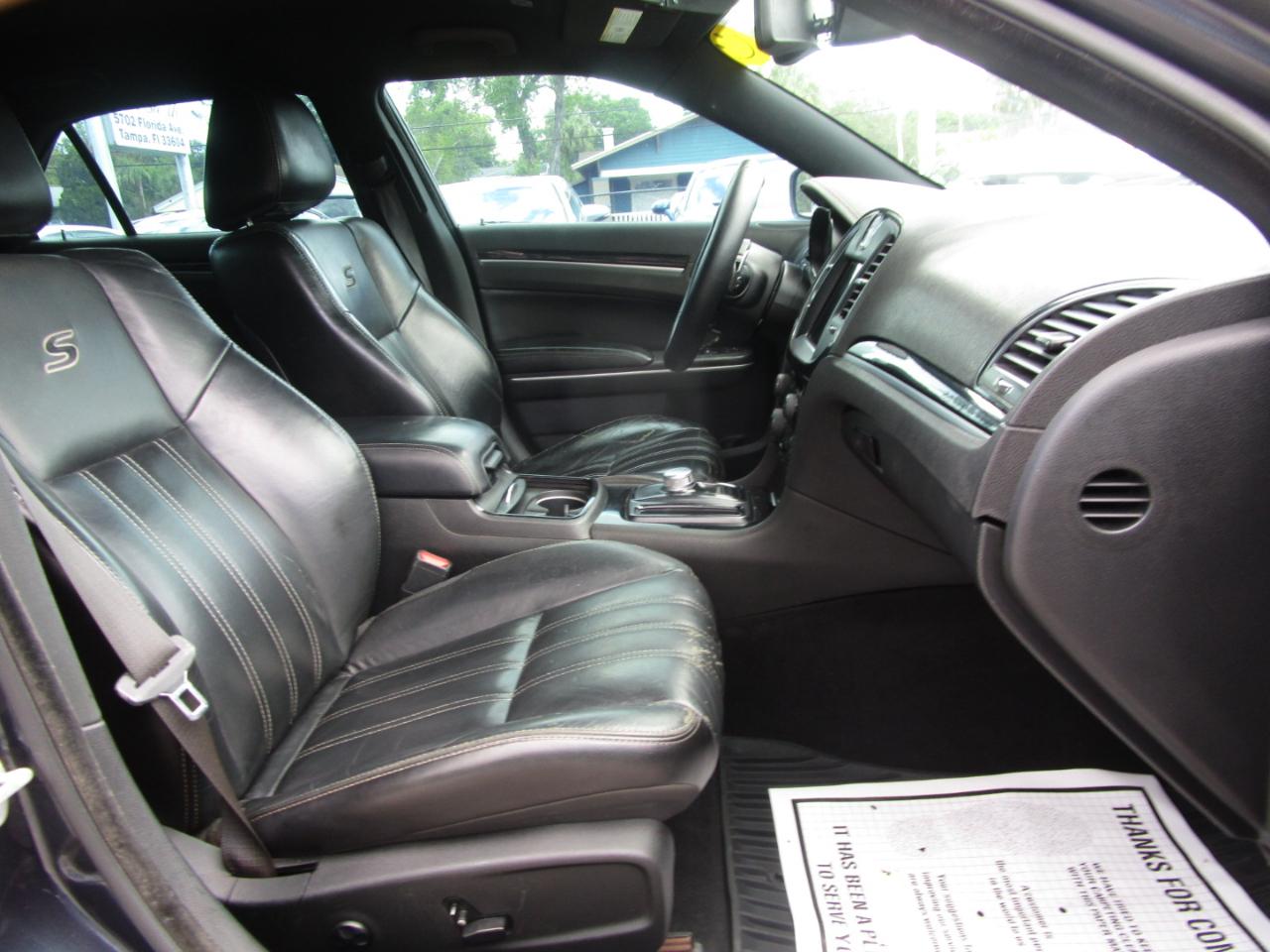 Chrysler 300 S V6 RWD 2019