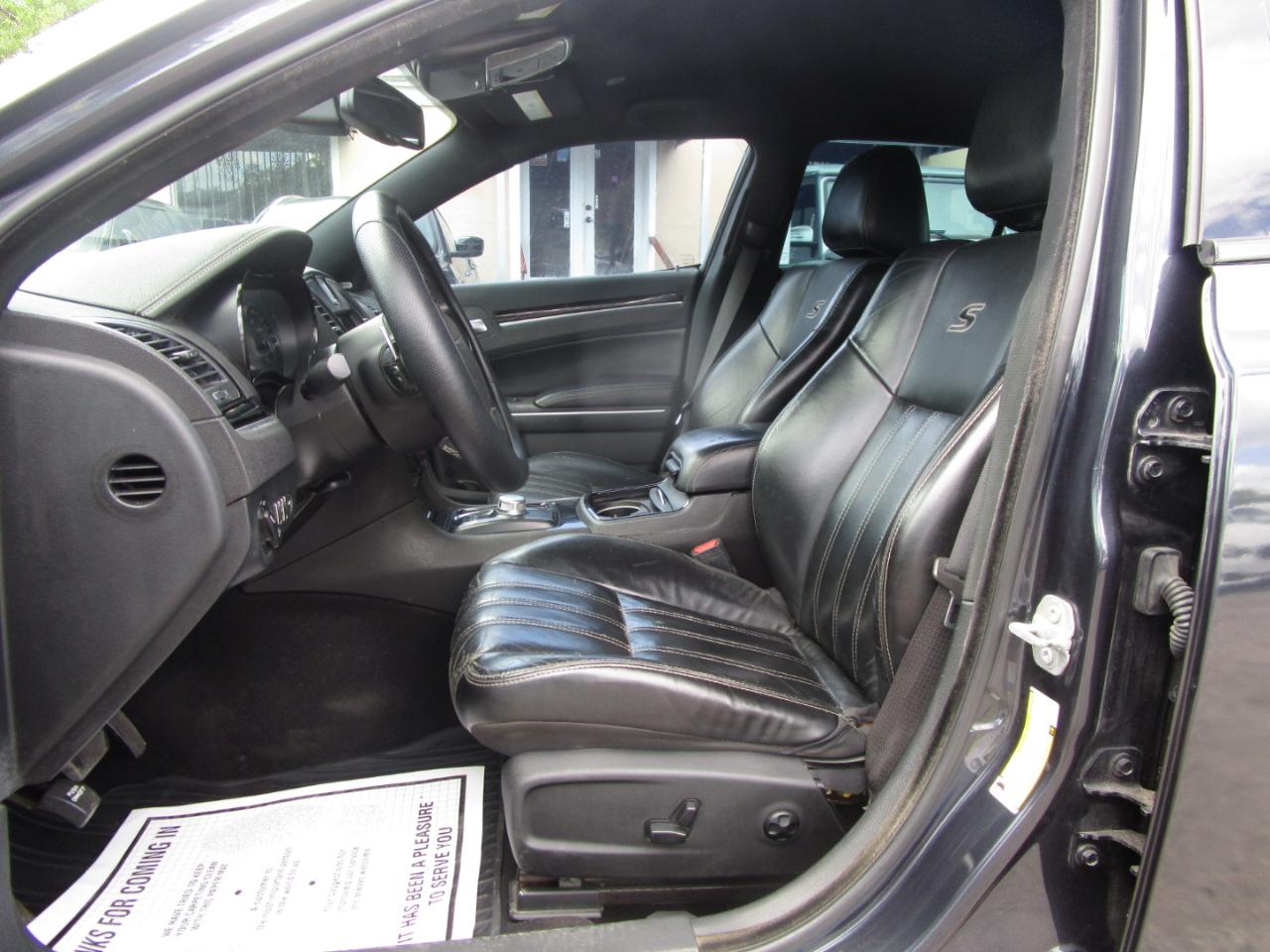 Chrysler 300 S V6 RWD 2019