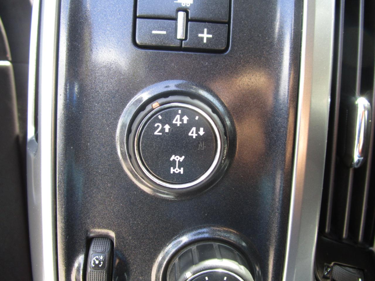 Chevrolet Silverado 2500HD LT Crew Cab Long Box 4WD 2015