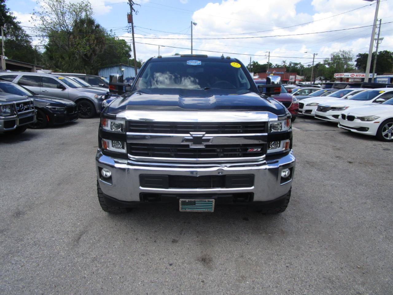 Chevrolet Silverado 2500HD LT Crew Cab Long Box 4WD 2015