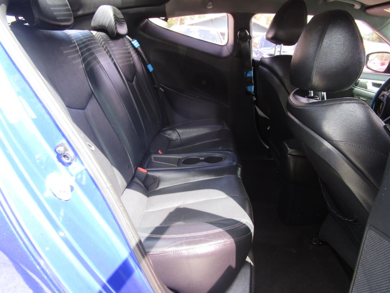 Hyundai Veloster Turbo 6MT 2015