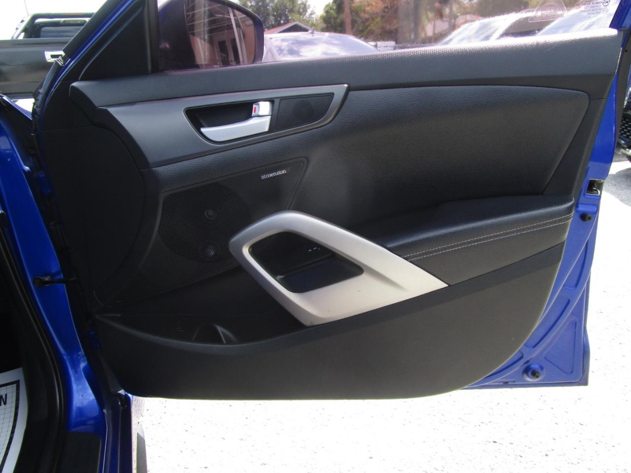 Hyundai Veloster Turbo 6MT 2015