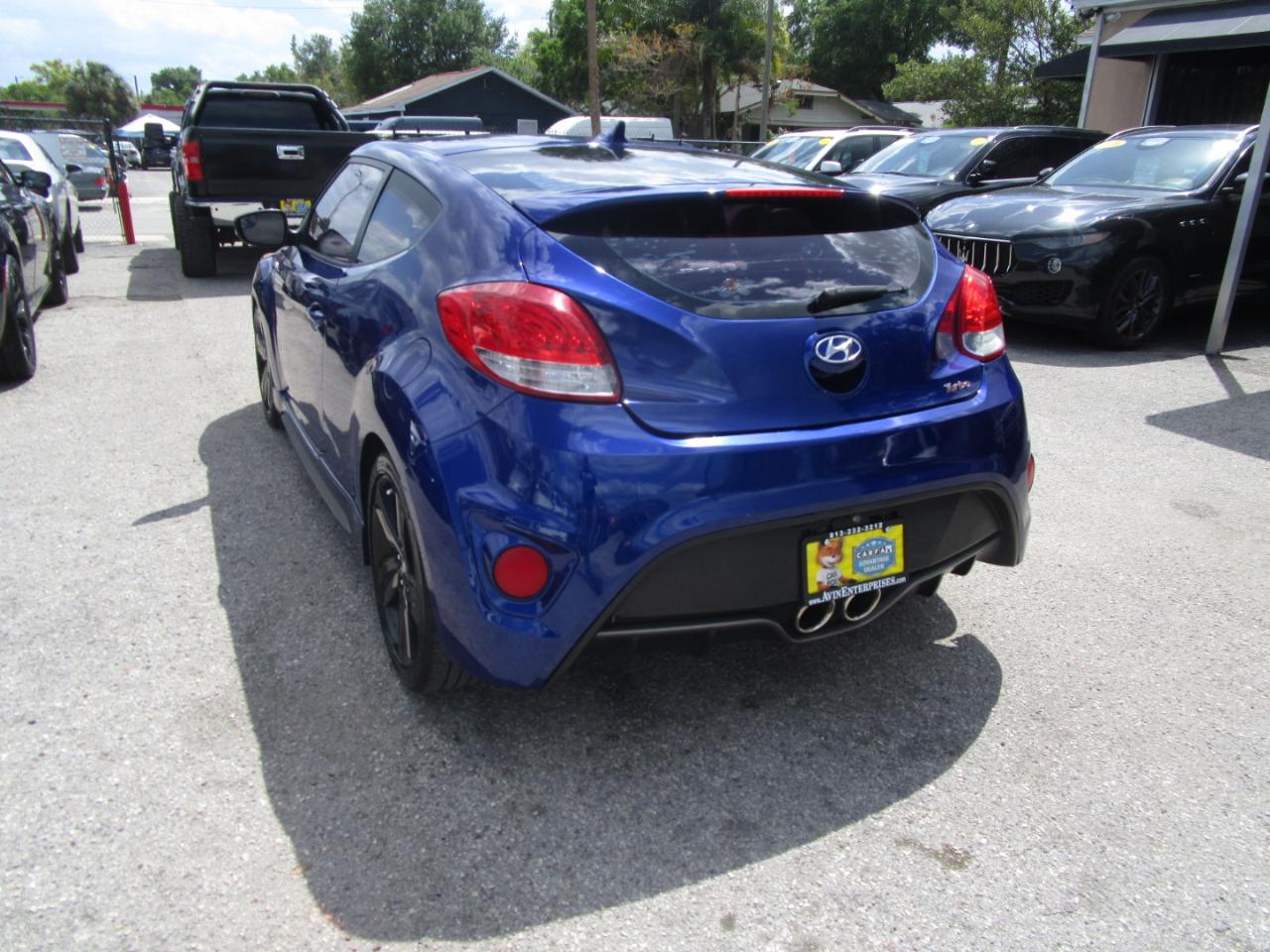 Hyundai Veloster Turbo 6MT 2015