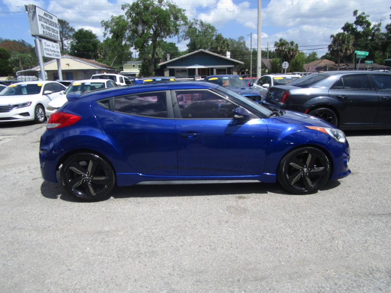 Hyundai Veloster Turbo 6MT 2015