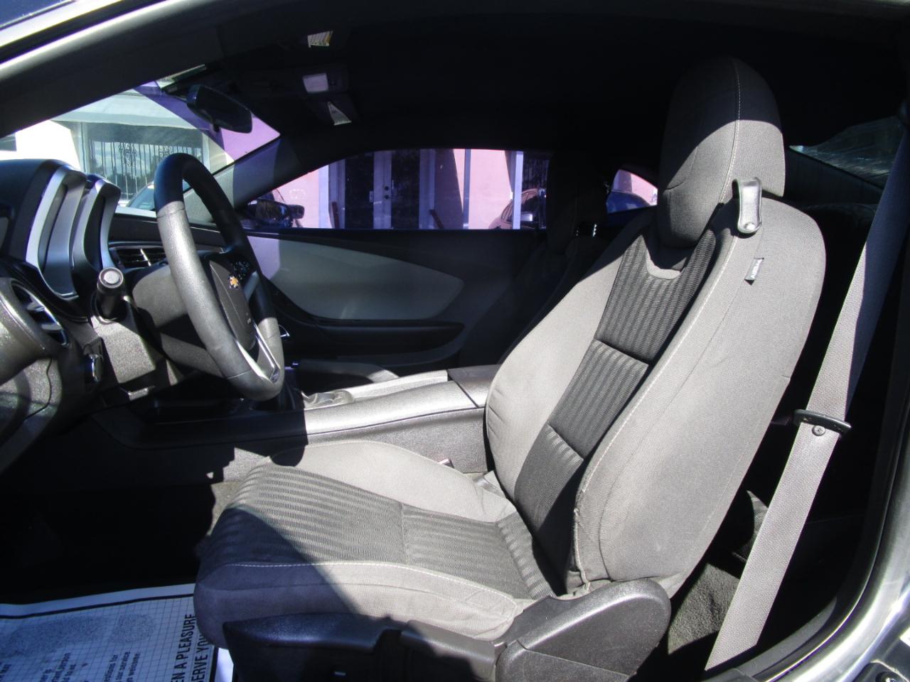 Chevrolet Camaro 1LS Coupe 2015