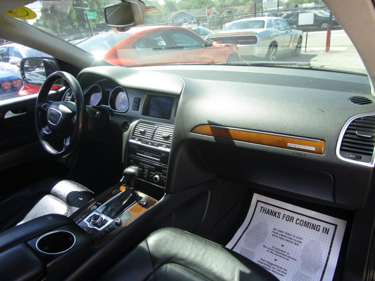 Audi Q7 3.0T Premium Plus quattro 2015