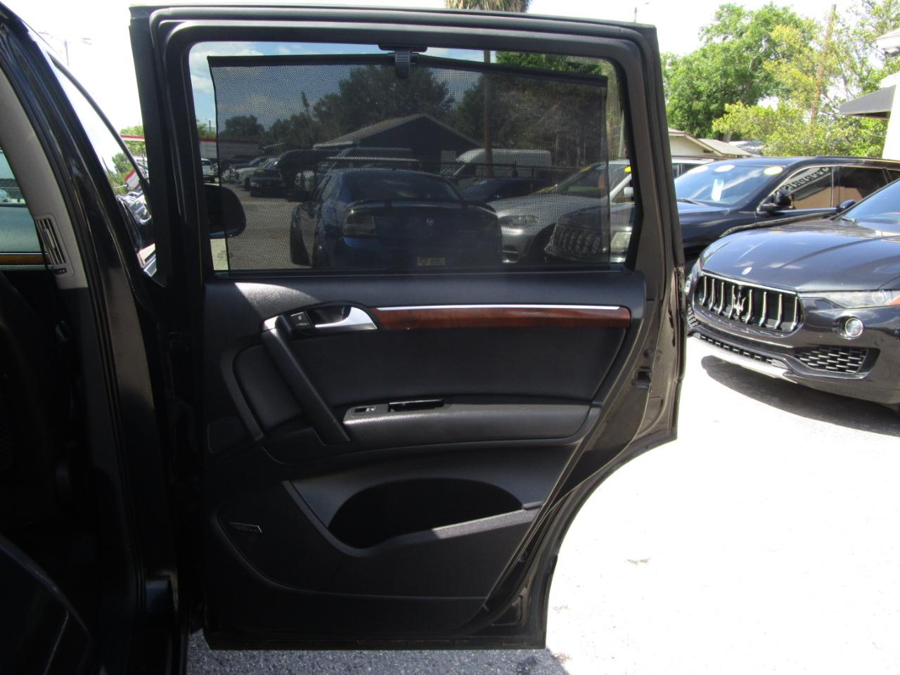 Audi Q7 3.0T Premium Plus quattro 2015