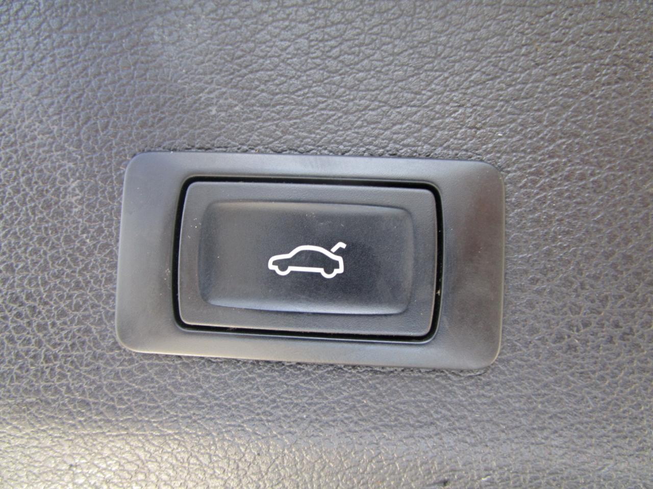 Audi Q7 3.0T Premium Plus quattro 2015