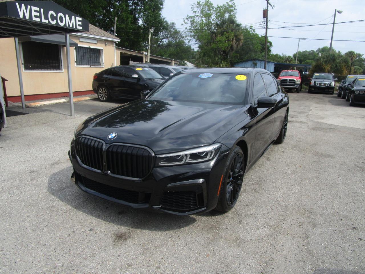 BMW 7-Series 740i 2021