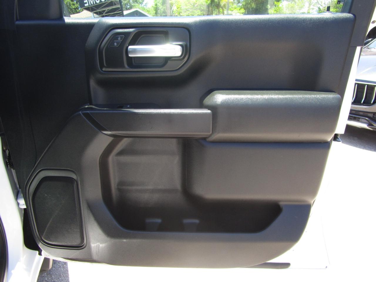 GMC Sierra 1500 Base Double Cab 2WD 2021