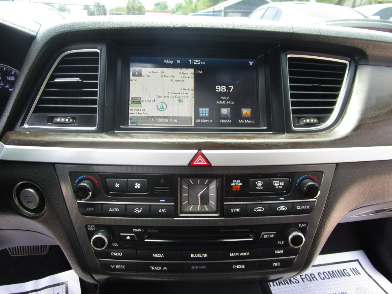 Hyundai Genesis 5.0L RWD 2015