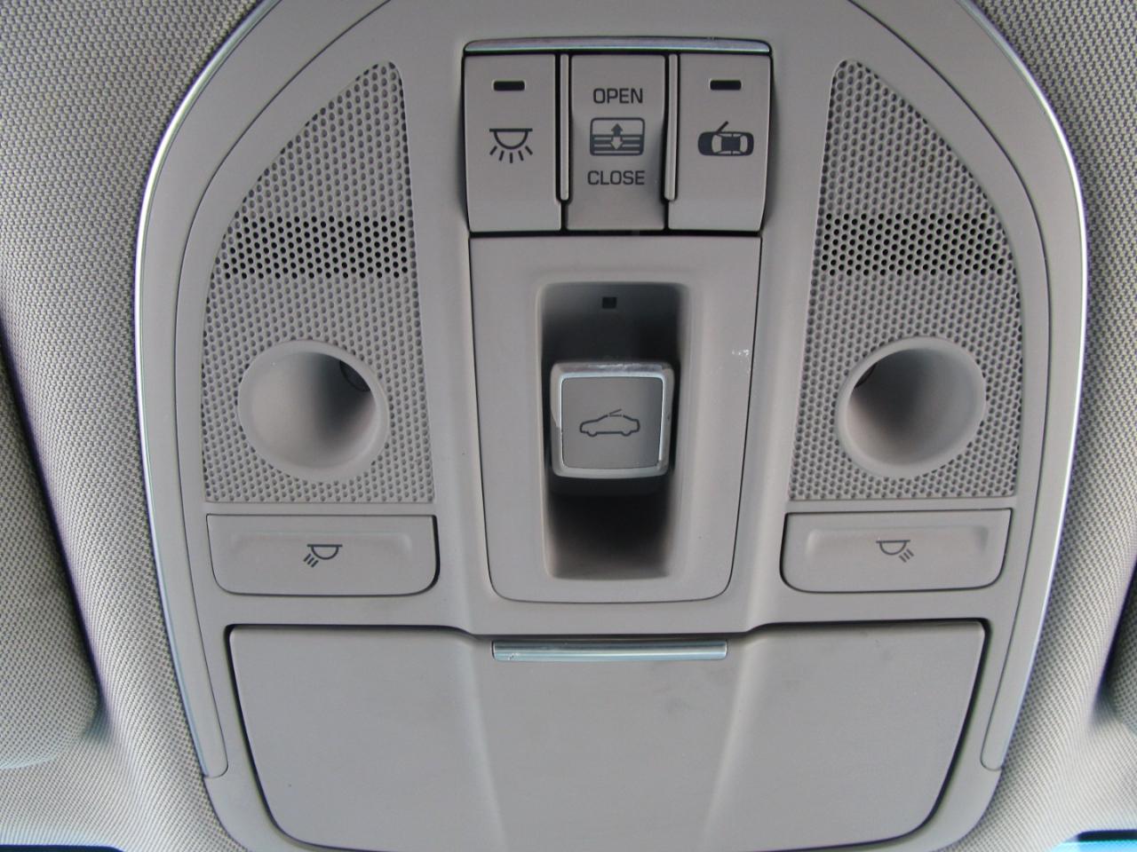 Hyundai Genesis 5.0L RWD 2015