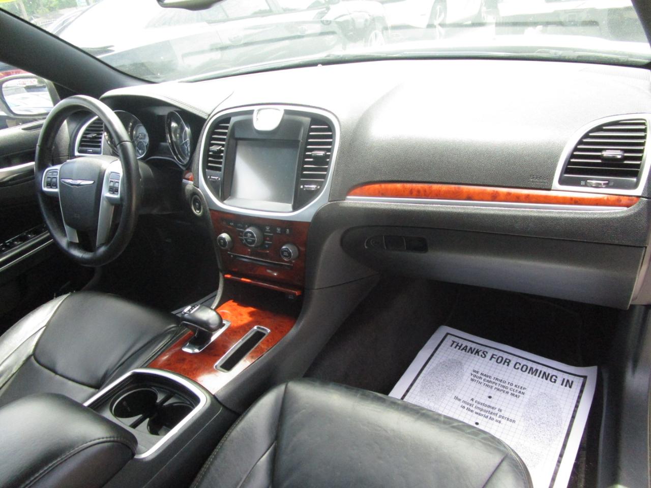 Chrysler 300 RWD 2013
