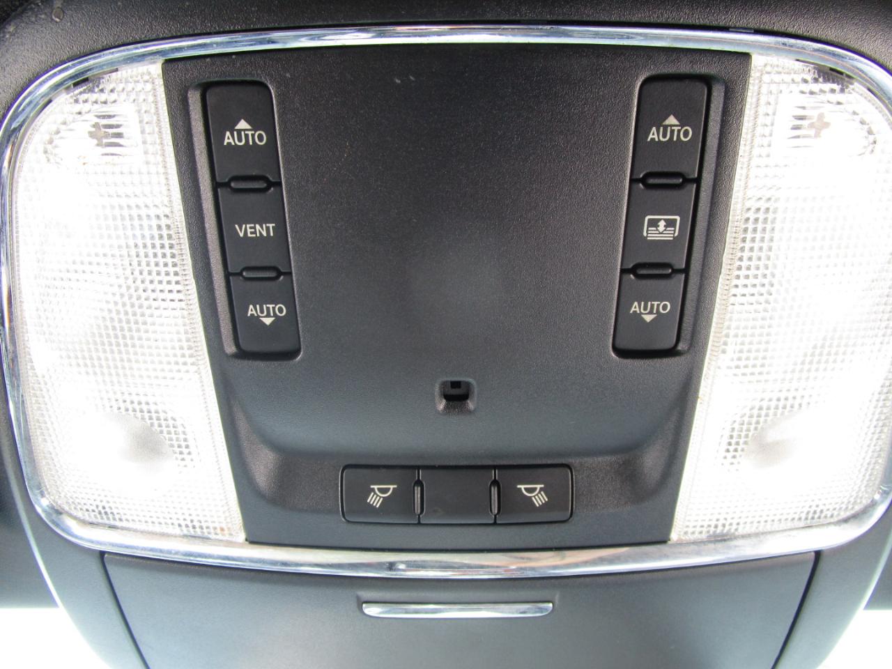 Chrysler 300 RWD 2013