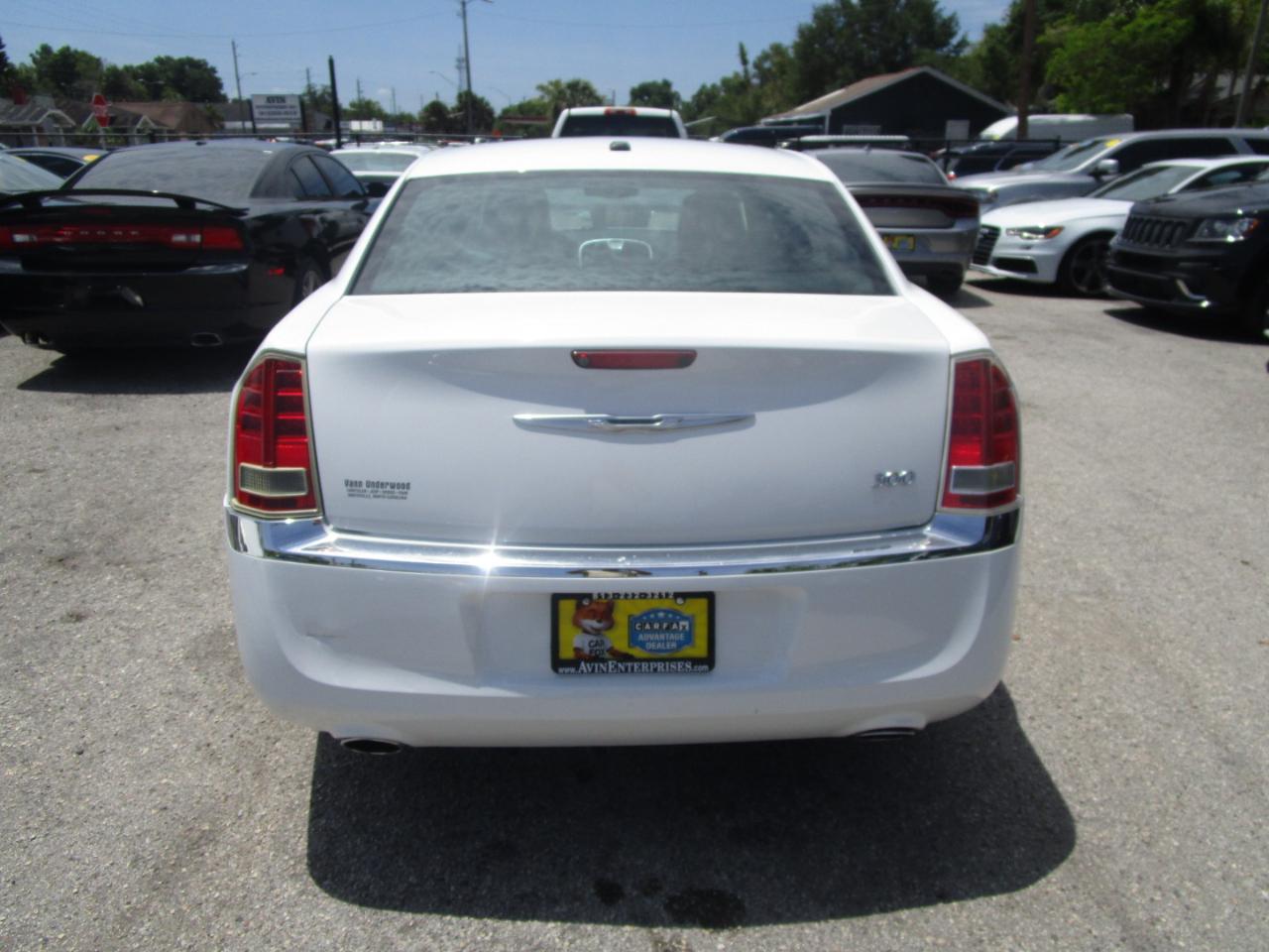 Chrysler 300 RWD 2013