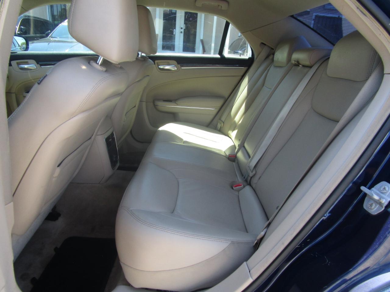 Chrysler 300 RWD 2014
