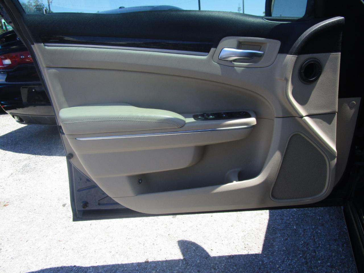 Chrysler 300 RWD 2014