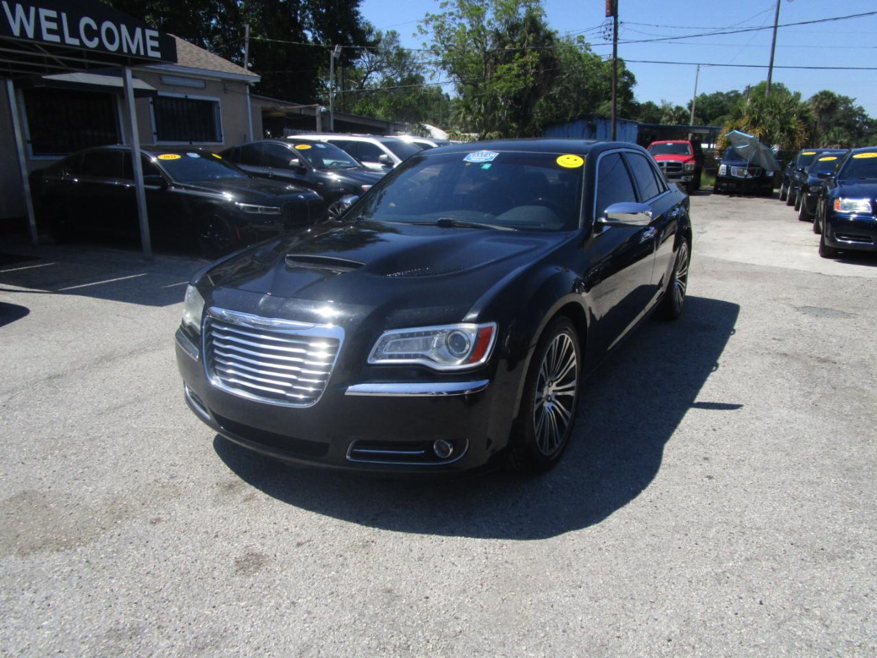 Chrysler 300 C RWD 2013