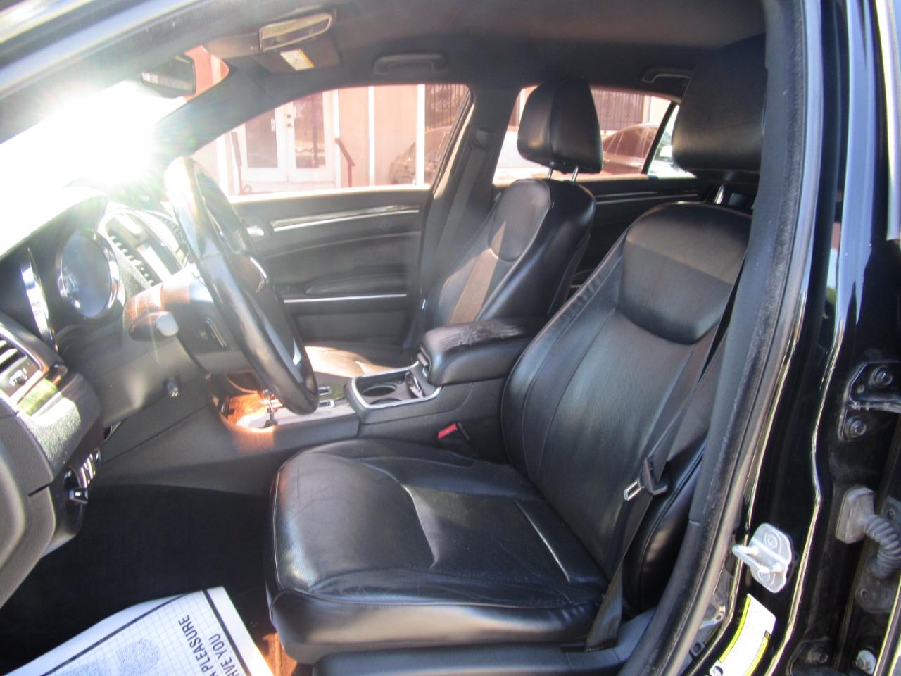 Chrysler 300 C RWD 2013