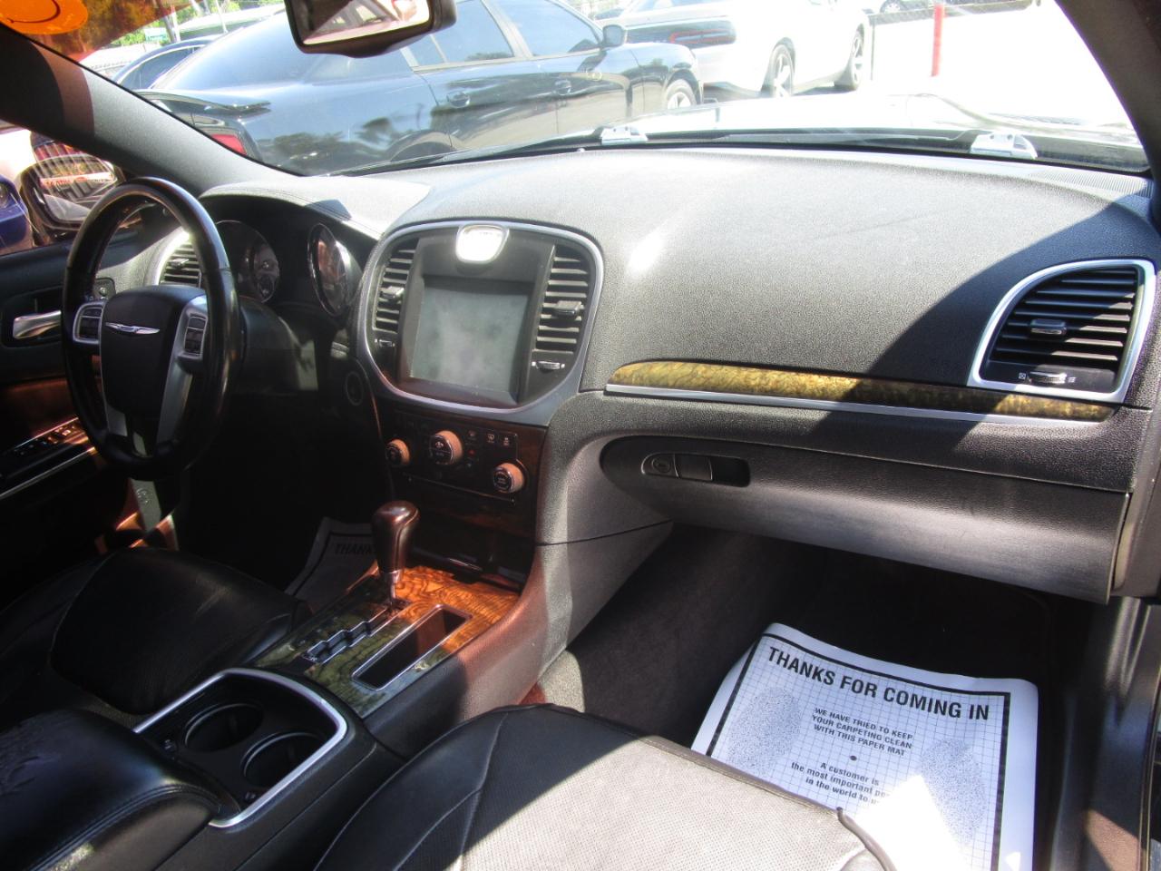Chrysler 300 C RWD 2013