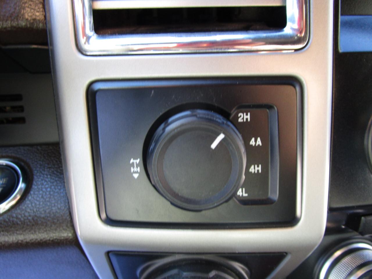 Ford F-150 Lariat SuperCrew 5.5-ft. Bed 4WD 2016