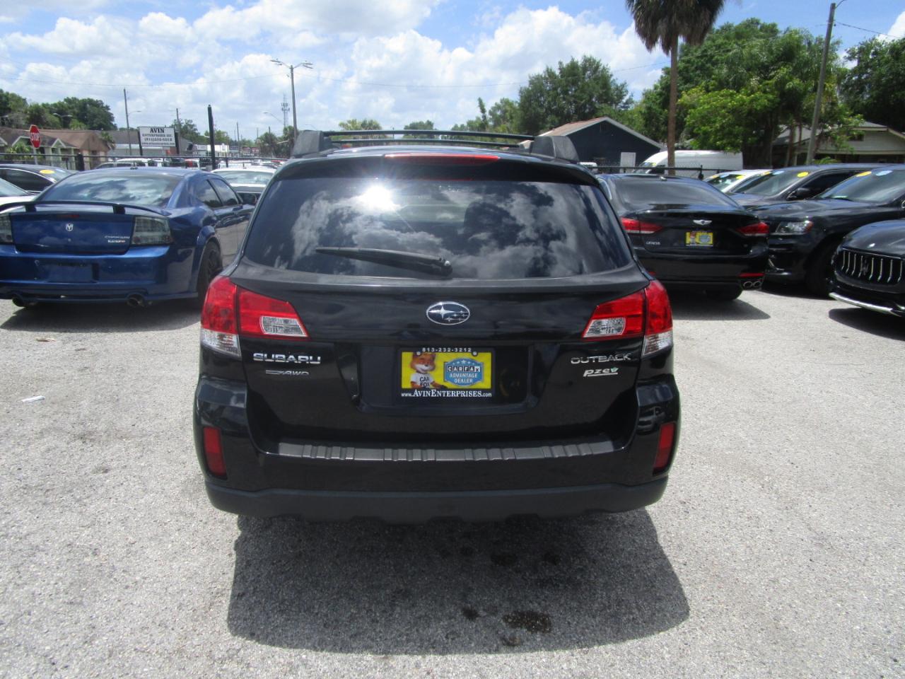 Subaru Outback 2.5i Premium 2012